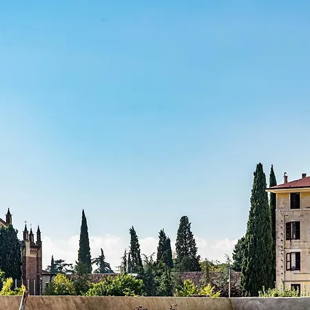 We - Maison San Zeno, Apartamento Verona