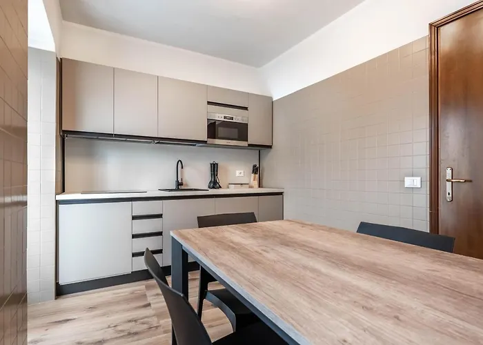 Zenoria - Luxury In San Zeno アパート