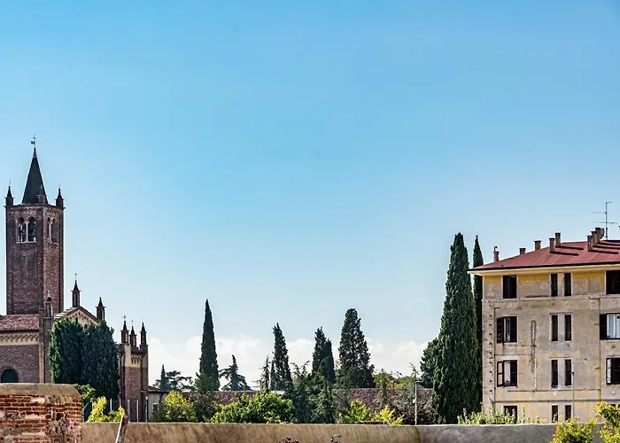 Zenoria - Luxury In San Zeno アパート ヴェローナ